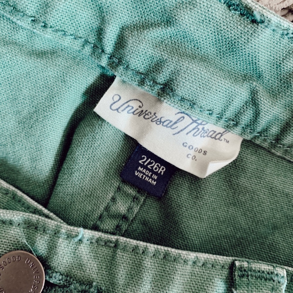 SOLD universal thread pants - Picture 2 of 3